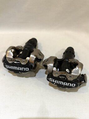 Shimano PD-M520 SPD Clipless Bicycle Bike Pedals